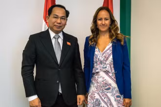 Bí thư Thành ủy Cần Thơ tiếp Thứ trưởng Ngoại giao và Kinh tế đối ngoại Hungary.