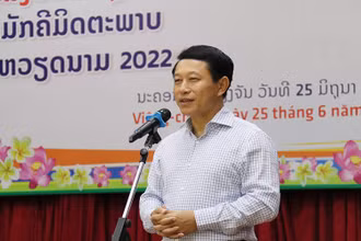 Phó Thủ tướng, Bộ trưởng Ngoại giao Lào Saleumxay Kommasith khẳng định mối quan hệ đặc biệt giữa Lào và Việt Nam sẽ mãi được duy trì, tiếp nối cho các thế hệ sau của Lào và Việt Nam. (Ảnh: Duy Toàn)