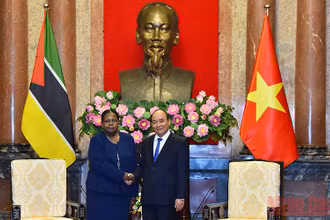 Chủ tịch nước Nguyễn Xuân Phúc tiếp Chủ tịch Quốc hội nước Cộng hòa Mozambique Esperanca Laurinda Francisco Nhiuane Bias.