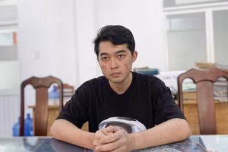 Đối tượng Trương Quang Anh Đức tại cơ quan công an.