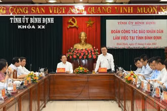 Quang cảnh buổi làm việc. (Ảnh: Thành Đạt)