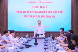 Họp báo thông tin về kết quả nghiên cứu, sản xuất vaccine dịch tả lợn châu Phi. 