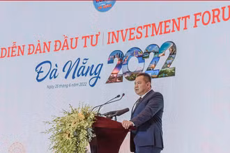 Ông Nguyễn Tâm Tiến, Tổng Giám đốc Trungnam Group hiến kế tại Diễn đàn đầu tư Đà Nẵng 2022.