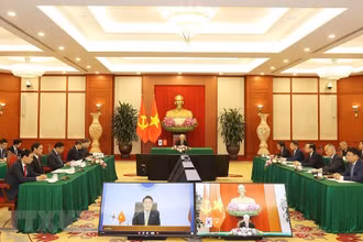 Cuộc hội đàm trực tuyến giữa Tổng Bí thư Nguyễn Phú Trọng và Tổng thống Hàn Quốc Yoon Suk-yeol. (Ảnh:TTXVN) 