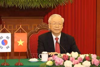 Tổng Bí thư Nguyễn Phú Trọng tại hội đàm cấp cao với Tổng thống Hàn Quốc Yoon Suk0yeal.(Ảnh: TTXVN)