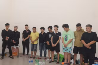 10 đối tượng bị bắt khẩn cấp.