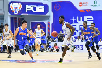 Hanoi Buffaloes và Ho Chi Minh City Wings cống hiến cho khán giả trận đấu mở màn mùa giải mới hấp dẫn, nghẹt thở đến giây phút cuối cùng.
