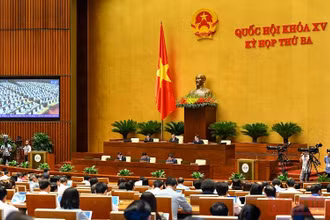 Quang cảnh phiên họp Quốc hội tại Hội trường Diên Hồng, ngày 10/6. (Ảnh: THỦY NGUYÊN)