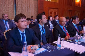 Đoàn đại biểu Đảng ta do đồng chí Ngô Lê Văn, Phó Trưởng Ban Đối ngoại Trung ương làm Trưởng đoàn tham dự các sự kiện. (Ảnh: TTXVN)