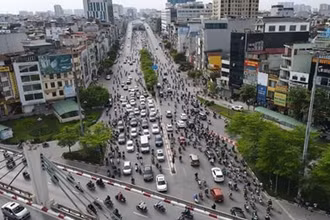 Sau khi tổ chức lại giao thông, khu vực Ngã Tư Sở đã bớt ùn tắc hơn.