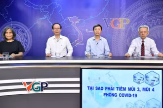 Tọa đàm "Tại sao phải tiêm mũi 3, mũi 4 phòng Covid-19 trong bối cảnh hiện nay?” sáng 1/7. (Ảnh: VGP)
