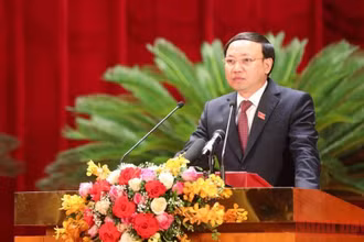 Bí thư Tỉnh ủy Quảng Ninh Nguyễn Xuân Ký phát biểu tại Kỳ họp thứ chín, Hội đồng nhân dân tỉnh Quảng Ninh khoá XIV, nhiệm kỳ 2021-2026.