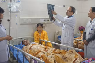 Khám, chữa bệnh tại Bệnh viện Trung ương Thái Nguyên.