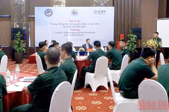 Các hội viên tham gia lớp tập huấn tại Bộ Chỉ huy Biên phòng tỉnh Lạng Sơn.