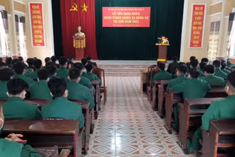 Lễ tiễn quân nhân hoàn thành nghĩa vụ quân sự tại ngũ năm 2022.