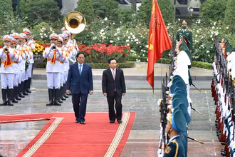  Thủ tướng Phạm Minh Chính đón Thủ tướng Lào Phankham Viphavanh thăm chính thức Việt Nam. (Ảnh: Trần Hải)