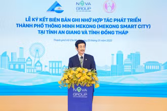 Ông Bùi Thành Nhơn, Chủ tịch Hội đồng quản trị NovaGroup tích cực kêu gọi các tổ chức, các doanh nghiệp cùng hợp lực phát triển, cùng vươn ra thế giới.