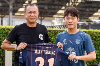 Lương Xuân Trường trong ngày ra mắt Buriram United. (Ảnh: Goal)