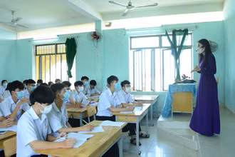 Học sinh Quảng Ngãi trở lại trường học trực tiếp từ ngày 7/2.