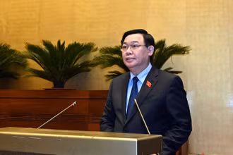 Chủ tịch Quốc hội Vương Đình Huệ phát biểu bế mạc Hội nghị trực tuyến toàn quốc ''Triển khai thực hiện Kết luận của Bộ Chính trị về định hướng Chương trình Xây dựng pháp luật nhiệm kỳ Quốc hội khóa XV”.