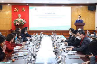 Các đại biểu tham dự hội thảo.