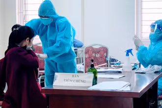 Triển khai tiêm mũi vaccine phòng Covid-19 tăng cường tại Hải Phòng.