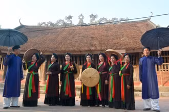 Biểu diễn làn điệu quan họ Bắc Ninh. (Nguồn: VOV)