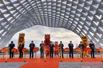 Đà Nẵng khánh thành và đưa vào hoạt động Vườn tượng APEC mở rộng.