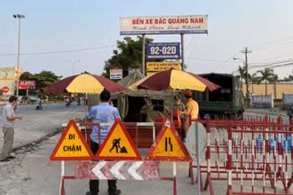 Công an tỉnh duy trì các chốt kiểm soát dịch trên địa bàn tỉnh.