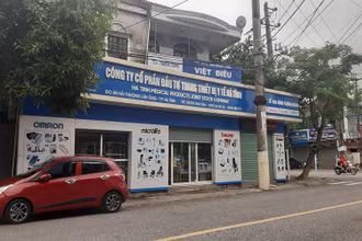 Công ty CP đầu tư trang thiết bị y tế Hà Tĩnh.