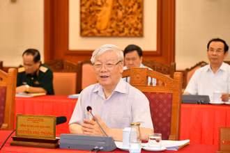 Tổng Bí thư, Chủ tịch nước Nguyễn Phú Trọng phát biểu chỉ đạo tại buổi làm việc của tập thể Bộ Chính trị với Ban Thường vụ Đảng ủy Công an Trung ương. 