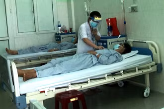 Sức khỏe của ba bệnh nhân nghi nhiễm vi khuẩn từ thực phẩm Pate Minh Chay tại Quảng Nam đã tạm ổn.