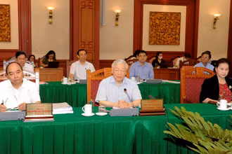 Tổng Bí thư, Chủ tịch nước Nguyễn Phú Trọng phát biểu chỉ đạo tại buổi làm việc với Ban Thường vụ Thành ủy Thành phố Hồ Chí Minh.
