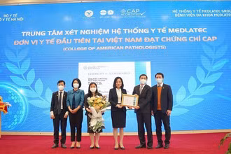 Bệnh viện Medlatec nhận chứng chỉ CAP.
