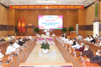 Quang cảnh buổi họp mặt. 