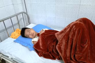 Cháu Đặng Duy Anh dần bình phục sức khỏe.