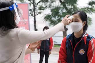 Diễn tập đón học sinh tiểu học đến trường trên địa bàn quận Ba Đình.