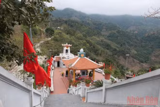 Đền thờ các Anh hùng liệt sĩ mặt trận Vị Xuyên được xây dựng khang trang tại cao điểm 468 xã Thanh Thủy, huyện Vị Xuyên.