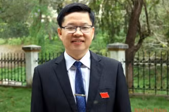 Phó Chủ tịch Thường trực UBND tỉnh Bắc Kạn Đinh Quang Tuyên. 