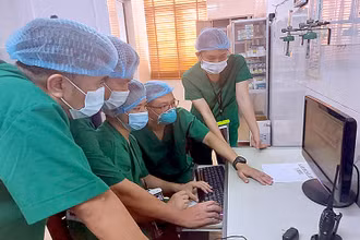 Theo dõi, điều trị bệnh nhân F0 từ xa.
