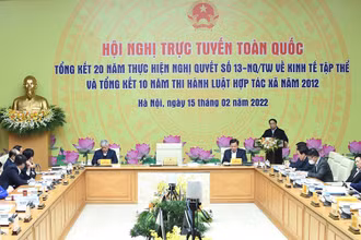 Thủ tướng Phạm Minh Chính chủ trì Hội nghị trực tuyến toàn quốc tổng kết 20 năm thực hiện Nghị quyết số 13-NQ/TW về kinh tế tập thể và tổng kết 10 năm thi hành Luật Hợp tác xã năm 2012.