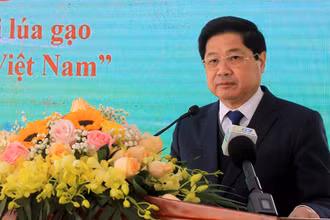 Thứ trưởng Nông nghiệp và Phát triển nông thôn Lê Quốc Doanh phát biểu tại Lễ phát động dự án.