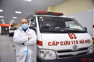 Người tài xế ngành y và những chuyến xe đặc biệt