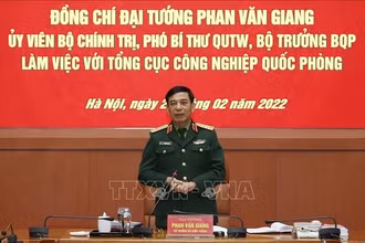 Đại tướng Phan Văn Giang phát biểu tại buổi làm việc. (Ảnh: TTXVN)