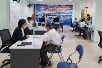 Phiên giao dịch khá ít người tới tìm việc.