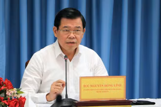 Đồng chí Nguyễn Hồng Lĩnh, Ủy viên Trung ương Đảng, Bí thư Tỉnh ủy, Trưởng Ban Chỉ đạo phòng, chống dịch Covid-19 tỉnh Đồng Nai.