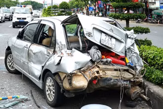 Hiện trường một vụ TNGT trên tuyến quốc lộ 51, thuộc địa phận thị xã Phú Mỹ, tỉnh Bà Rịa - Vũng Tàu.