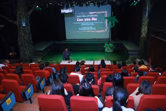 Buổi lễ khởi công vở rối.