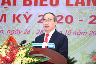 Đồng chí Nguyễn Thiện Nhân, Ủy viên Bộ Chính trị phát biểu chỉ đạo đại hội. 