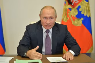 Tổng thống Nga V. Putin chỉ thị Chính phủ nhiệm vụ trọng tâm là tăng thu nhập của người dân (Nguồn: RIA Novosti)